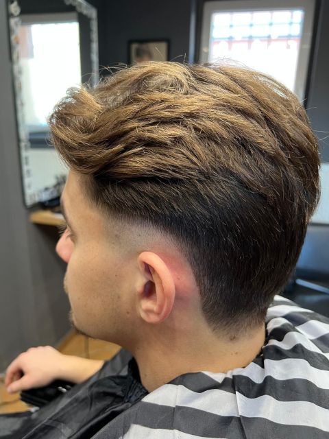 Klasyczne męskie strzyżenie taper fade i stylizacja włosów - Barber Jawor